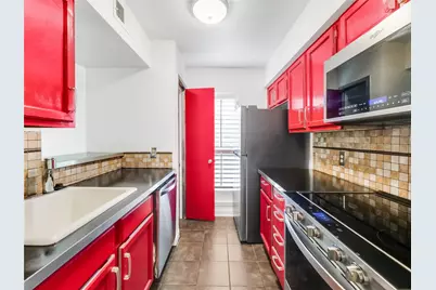 10075 Westpark Drive #9, Houston, TX 77042 - Photo 7