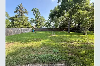 502 E Jackson Street, West Columbia, TX 77486 - Photo 5