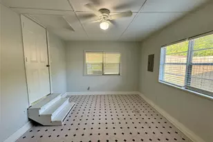 502 E Jackson St, West Columbia, TX 77486 - Photo 21