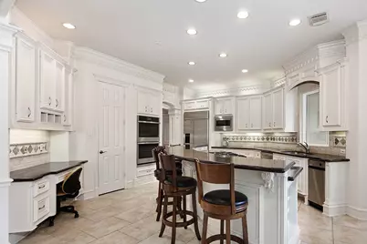 10 Snow Pond Place, The Woodlands, TX 77382 - Photo 13