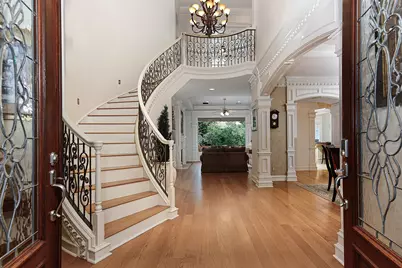 10 Snow Pond Place, The Woodlands, TX 77382 - Photo 5
