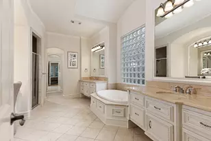 10 Snow Pond Pl, The Woodlands, TX 77382 - Photo 21
