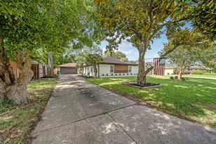 4814 Briarbend Dr, Houston, TX 77035 - Photo 27