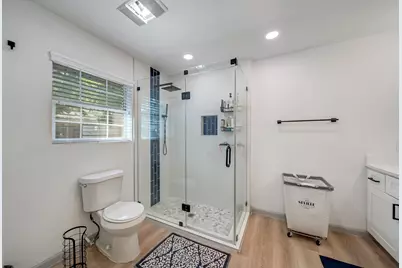 4814 Briarbend Drive, Houston, TX 77035 - Photo 25