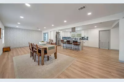 4814 Briarbend Drive, Houston, TX 77035 - Photo 11