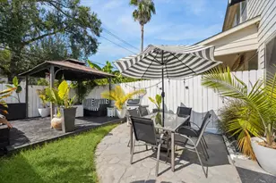 1323 Afton St, Houston, TX 77055 - Photo 21