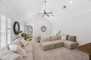 1323 Afton St, Houston, TX 77055 - Photo 17