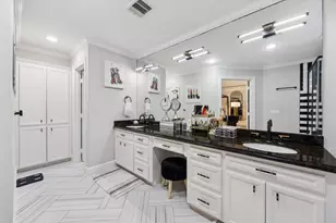 1323 Afton St, Houston, TX 77055 - Photo 15