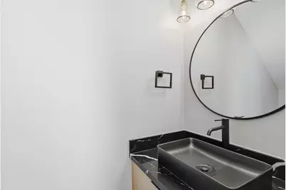 4723 Mallow Street, Houston, TX 77033 - Photo 11