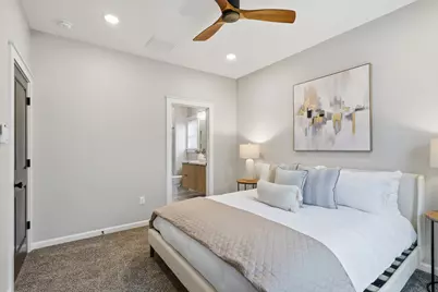 4723 Mallow Street, Houston, TX 77033 - Photo 17