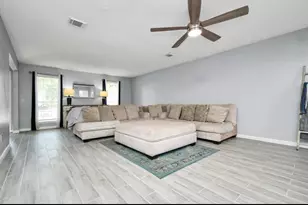 10234 Tablerock Dr, Houston, TX 77064 - Photo 5