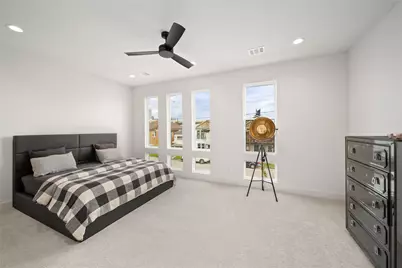 2408 Gray Street, Houston, TX 77003 - Photo 9