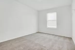 9106 Burnet Flds Dr, Baytown, TX 77521 - Photo 17
