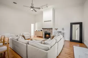 5841 Darling St, Houston, TX 77007 - Photo 17