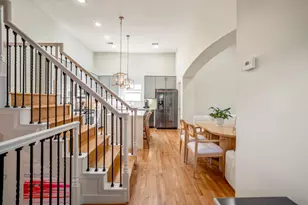 5841 Darling St, Houston, TX 77007 - Photo 9