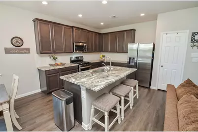 137 Eliana Shores Drive, Katy, TX 77493 - Photo 9