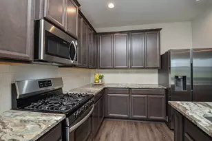 137 Eliana Shores Dr, Katy, TX 77493 - Photo 11