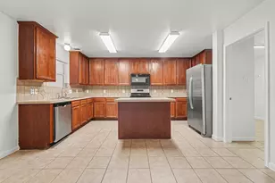18427 Madisons Crossing Ln, Tomball, TX 77375 - Photo 17