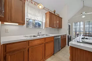 4906 Pleasure Lake Ln, Willis, TX 77318 - Photo 15