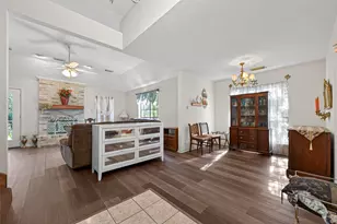 4906 Pleasure Lake Ln, Willis, TX 77318 - Photo 7