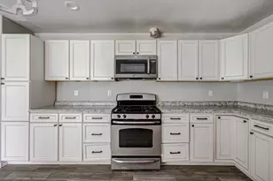 1499 County Rd 393B, Alvin, TX 77511 - Photo 13
