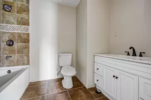 1499 County Rd 393B, Alvin, TX 77511 - Photo 23
