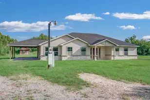 1499 County Rd 393B, Alvin, TX 77511 - Photo 1