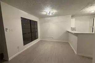 8553 Wilcrest Dr, Houston, TX 77099 - Photo 3