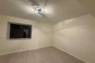 8553 Wilcrest Dr, Houston, TX 77099 - Photo 5