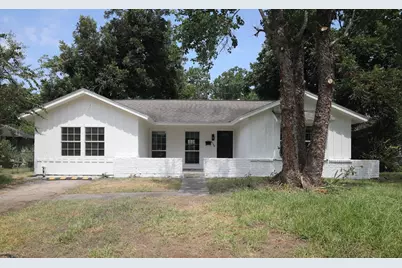 5738 Newquay Street, Houston, TX 77085 - Photo 1