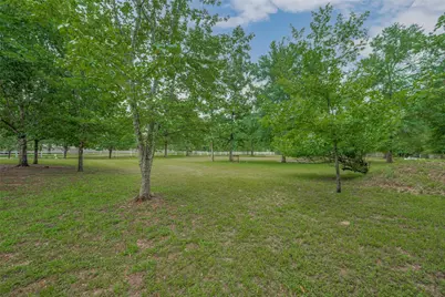 9072 Grand Lake Estates Drive, Montgomery, TX 77316 - Photo 39