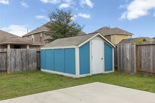 21137 American Yellowwood Pl, Porter, TX 77365 - Photo 37