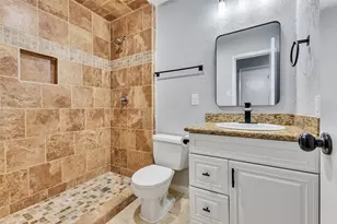 9805 Blue Bird St, La Porte, TX 77571 - Photo 21