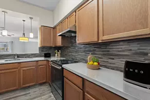 7731 Cambridge St, Houston, TX 77054 - Photo 9