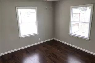 5018 Kenilwood Dr, Houston, TX 77033 - Photo 17