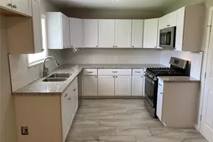 5018 Kenilwood Dr, Houston, TX 77033 - Photo 3