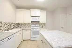 8134 Blue Jay St, Baytown, TX 77523 - Photo 11