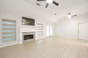 8134 Blue Jay St, Baytown, TX 77523 - Photo 3