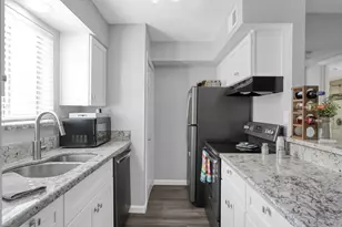 12100 Melville Dr, Montgomery, TX 77356 - Photo 11