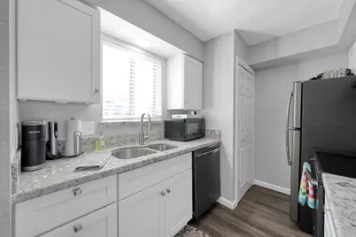 12100 Melville Drive #6, Montgomery, TX 77356 - Photo 9