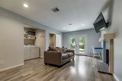 2007 Hewitt Drive, Houston, TX 77018 - Photo 11