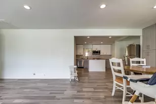 2007 Hewitt Dr, Houston, TX 77018 - Photo 5