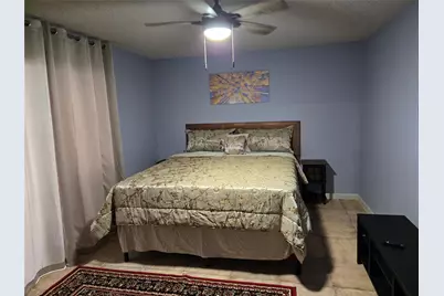 4111 Knoll Glen Drive, Houston, TX 77082 - Photo 9