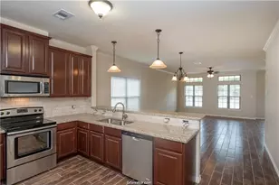 304 Cooner St, College Station, TX 77840 - Photo 3