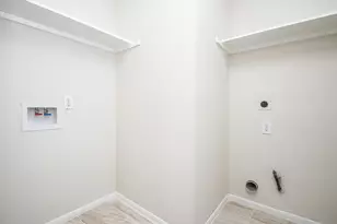 23131 N Waterlake Dr, Richmond, TX 77406 - Photo 11