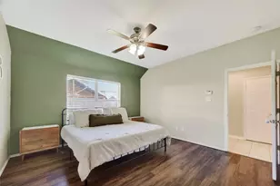 8223 Montego Bay Dr, Baytown, TX 77523 - Photo 19