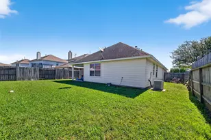 8223 Montego Bay Dr, Baytown, TX 77523 - Photo 35