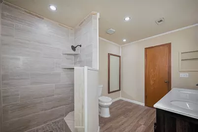 12346 Gainsborough Drive, Houston, TX 77031 - Photo 29