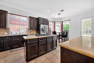 2911 Drews Manor Ct, Katy, TX 77494 - Photo 9