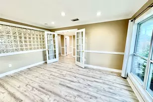 102 Mechanic St, Galveston, TX 77550 - Photo 5